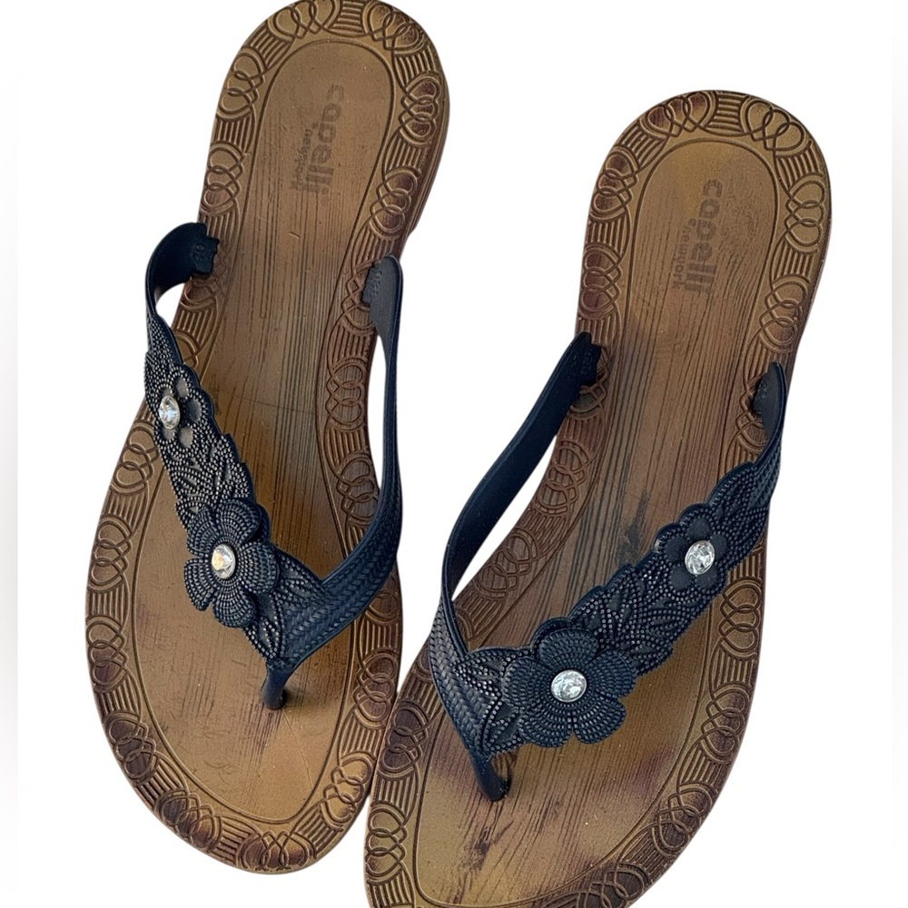 Capelli ladies flower thong sandal shoes size 8